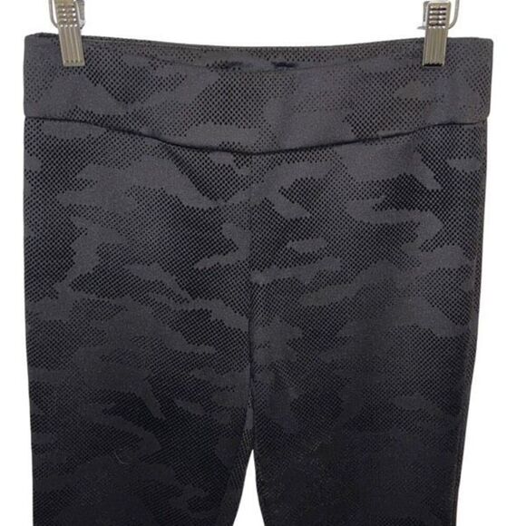 Estelle and Finn Womens Camouflage Stretch Mid Rise Leggings‎ Black Gray Medium - Picture 4 of 10